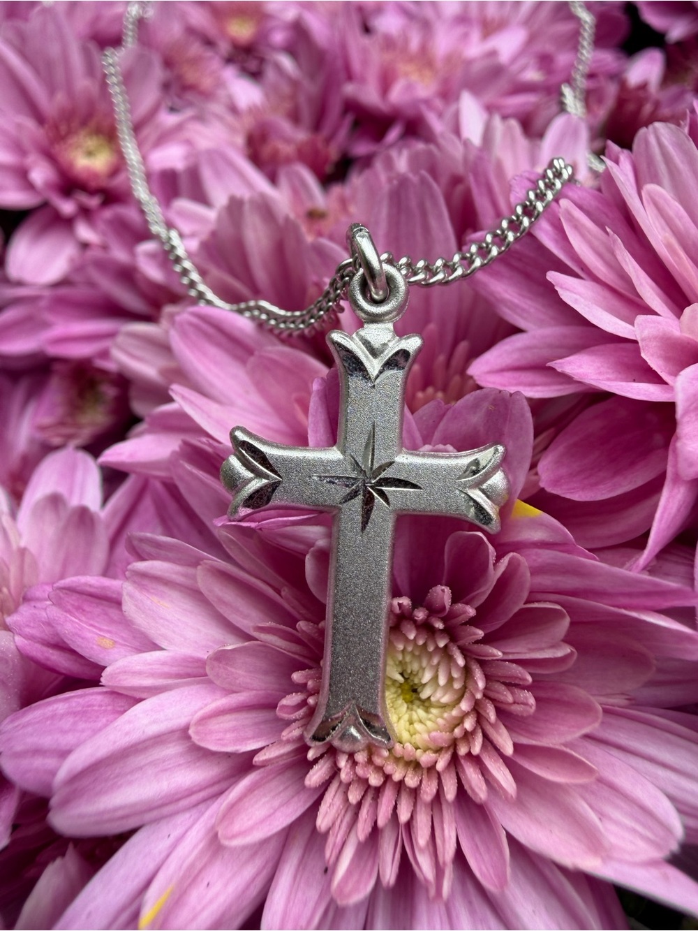 Vintage Sterling Silver Etched Starburst Cross Pendant Necklace 925